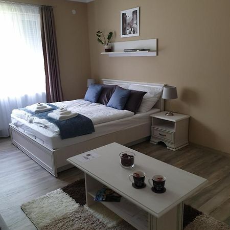 Royal Apartman Έγκερ Εξωτερικό φωτογραφία