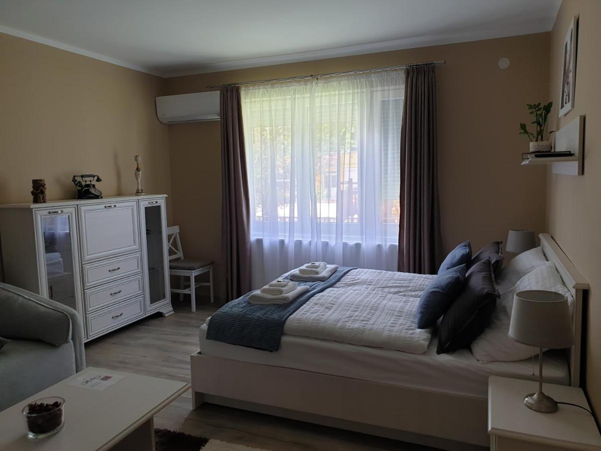 Royal Apartman Έγκερ Εξωτερικό φωτογραφία